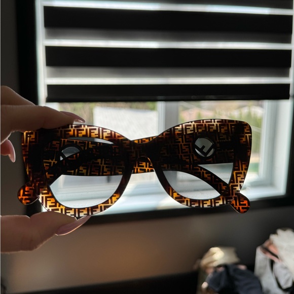 Fendi Cat Eye Sunglasses - Picture 3 of 5
